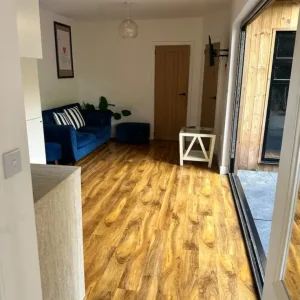 2-bed annex in Wilford with patio and bifold doors - Image 3