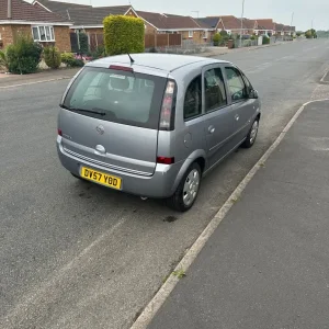 Vauxhall Meriva 1.4 MPV 2007 manual - Image 7