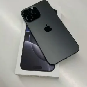 iPhone 16 Pro Max 1TB Black Titanium