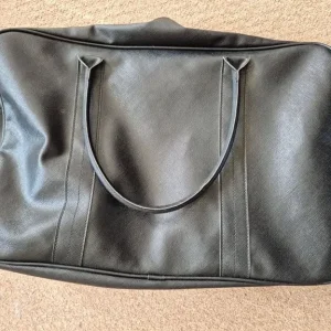 Estée Lauder black bag with handles - Image 2