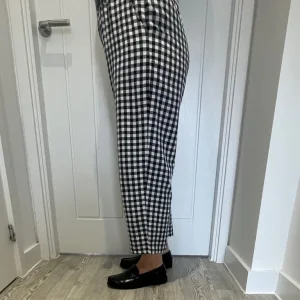 Black and White Gingham Tapered Trousers – Size S and M - Image 7