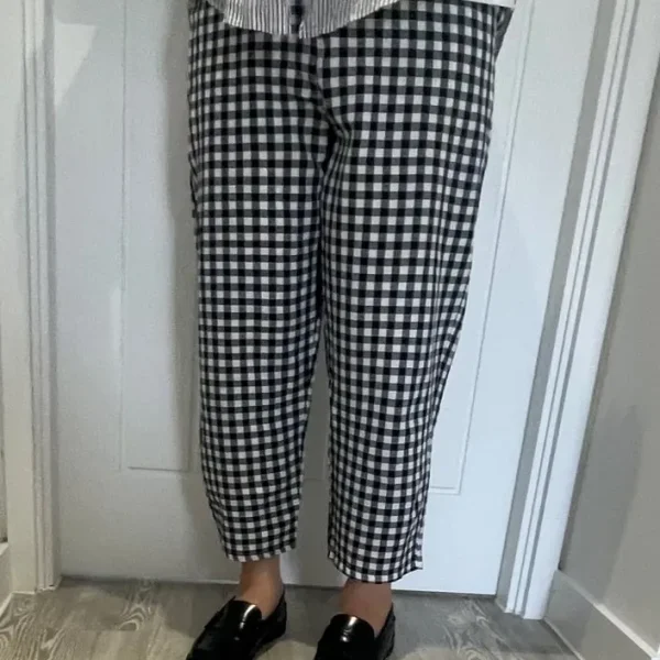 Black and White Gingham Tapered Trousers – Size S and M