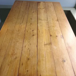 Handmade reclaimed pine dining table - Image 5