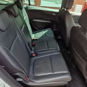 2017 Vauxhall Zafira MPV manual, 1956cc, 5-door - Image 6