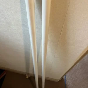 White Wooden Curtain Pole 3m with Fittings and Rings - Image 7