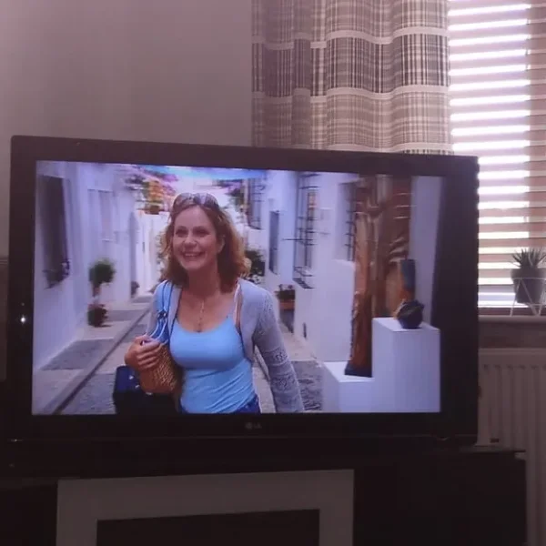 LG 47 inch TV