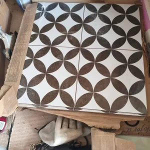 Spanish floor tiles - Image 2