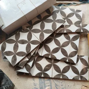 Spanish floor tiles - Image 3