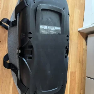 Bugaboo Bee Carrycot with Base - Image 8