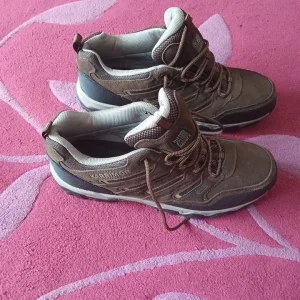 Mens walking boots - Image 6