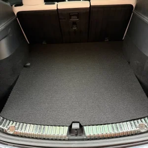 Tesla Model Y Accessories – Like New