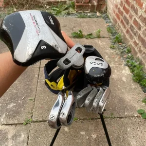 Dunlop Loco Junior and Young Gun Junior Flex Right Handed Golf Clubs with Bag - Image 4