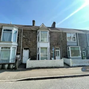1 bedroom in a shared house with garden access