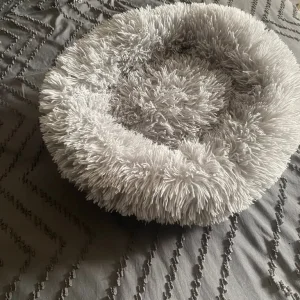 Pet bed