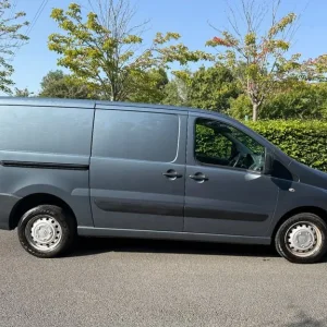 2015 Citroen Dispatch Panel Van - Image 2