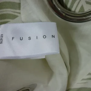 Matteo Fusion 90x90 eyelet curtains - green and white pattern - Image 3