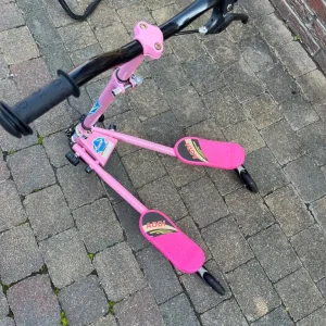 Aodi swing scooter - Image 2