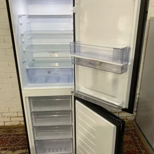 Beko Black Water Dispenser Fridge Freezer - Image 6