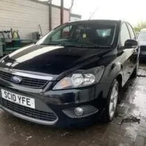 2010 Ford Focus 1.6 ZETEC 5-door hatchback petrol manual - Image 2