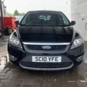 2010 Ford Focus 1.6 ZETEC 5-door hatchback petrol manual - Image 3