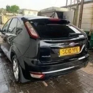 2010 Ford Focus 1.6 ZETEC 5-door hatchback petrol manual - Image 5