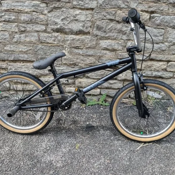 Voodoo Malice 20" BMX bike