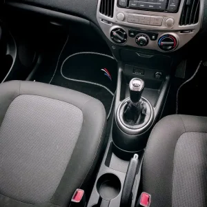 Hyundai i20 Petrol 53950 miles - Image 3