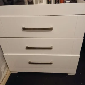 Kids' wardrobe and changing unit - Image 2