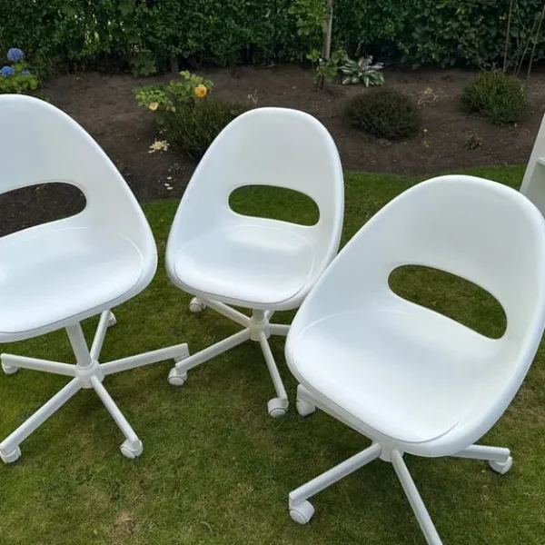 3 x white ikea malskar swivel chairs