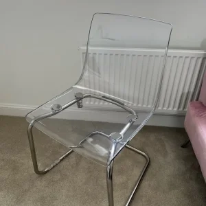 Tobias Chair