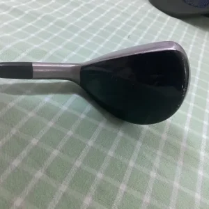 Titliest 585-H 24 Degree Hybrid Golf Club - Image 2