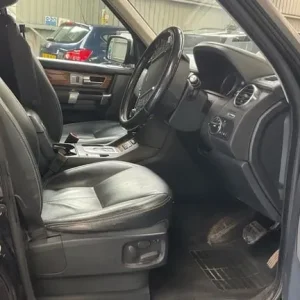 2012 Land Rover Discovery 4 3.0 Diesel HSE Estate - Image 8