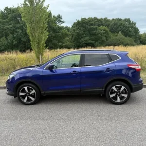Nissan Qashqai 1.5 DCI N-CONNECTA 5-Door Diesel Manual 2016 - Image 6