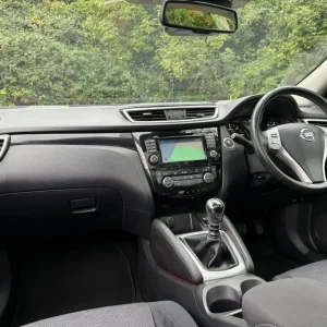 Nissan Qashqai 1.5 DCI N-CONNECTA 5-Door Diesel Manual 2016 - Image 8
