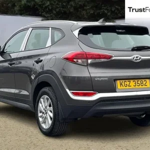 2018 Hyundai Tucson 1.6 GDi Blue Drive SE 5-door, 2 keys, rear sensors, MOT until Sept 2026 - Image 2