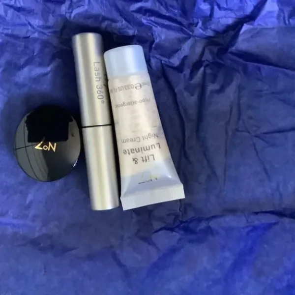 No7 Case with Mascara, Eyeshadow, and Night Cream
