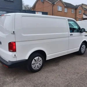 2021 Volkswagen Transporter T6.1 TDI P/V Startline with Apple Car Play and Air Con - Image 4
