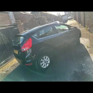 2009 Ford Fiesta Hatchback Manual 5-door - Image 3