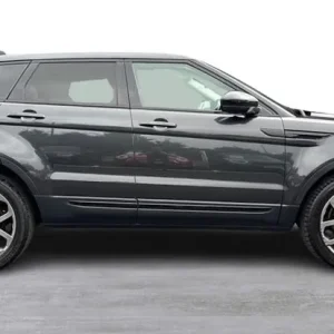 2016 Land Rover Range Rover Evoque 2.0 TD4 SE Tech SUV 5dr Diesel Auto 4WD Euro 6 (180 ps) - Image 2