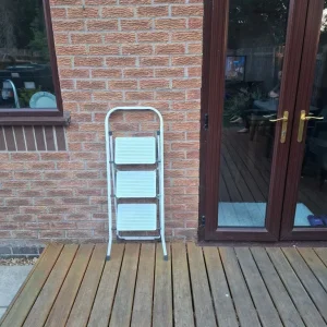 3-step folding ladder - Image 2