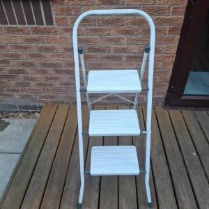3-step folding ladder - Image 4