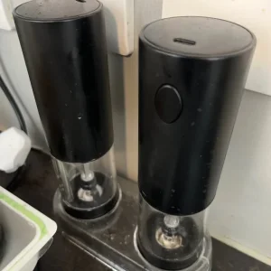 Salt and pepper grinders