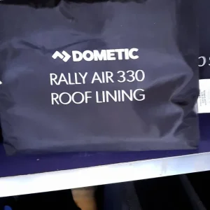 Dometic 330s Air Pro awning - Image 2