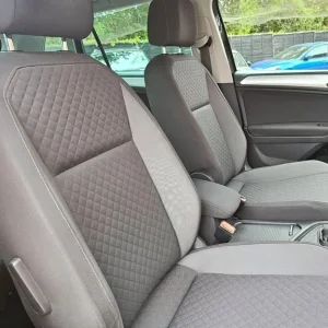 2019 Volkswagen Tiguan 1.5 TSI EVO Match Euro 6 (s/s) 5dr Estate Petrol Manual - Image 6