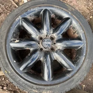 Mini Cooper 17” alloy wheels - Image 4