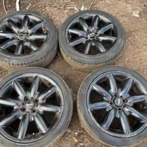 Mini Cooper 17” alloy wheels