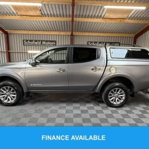 2015 Mitsubishi L200 Barbarian 4x4 Pickup - Image 5