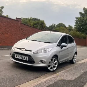2009 Ford Fiesta 1.4 Titanium Hatchback 5-door Petrol Manual - Image 3