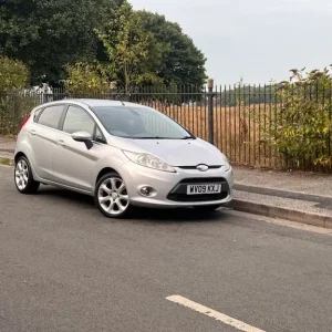 2009 Ford Fiesta 1.4 Titanium Hatchback 5-door Petrol Manual - Image 4