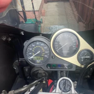Yamaha FZS 1998 599cc - Image 6